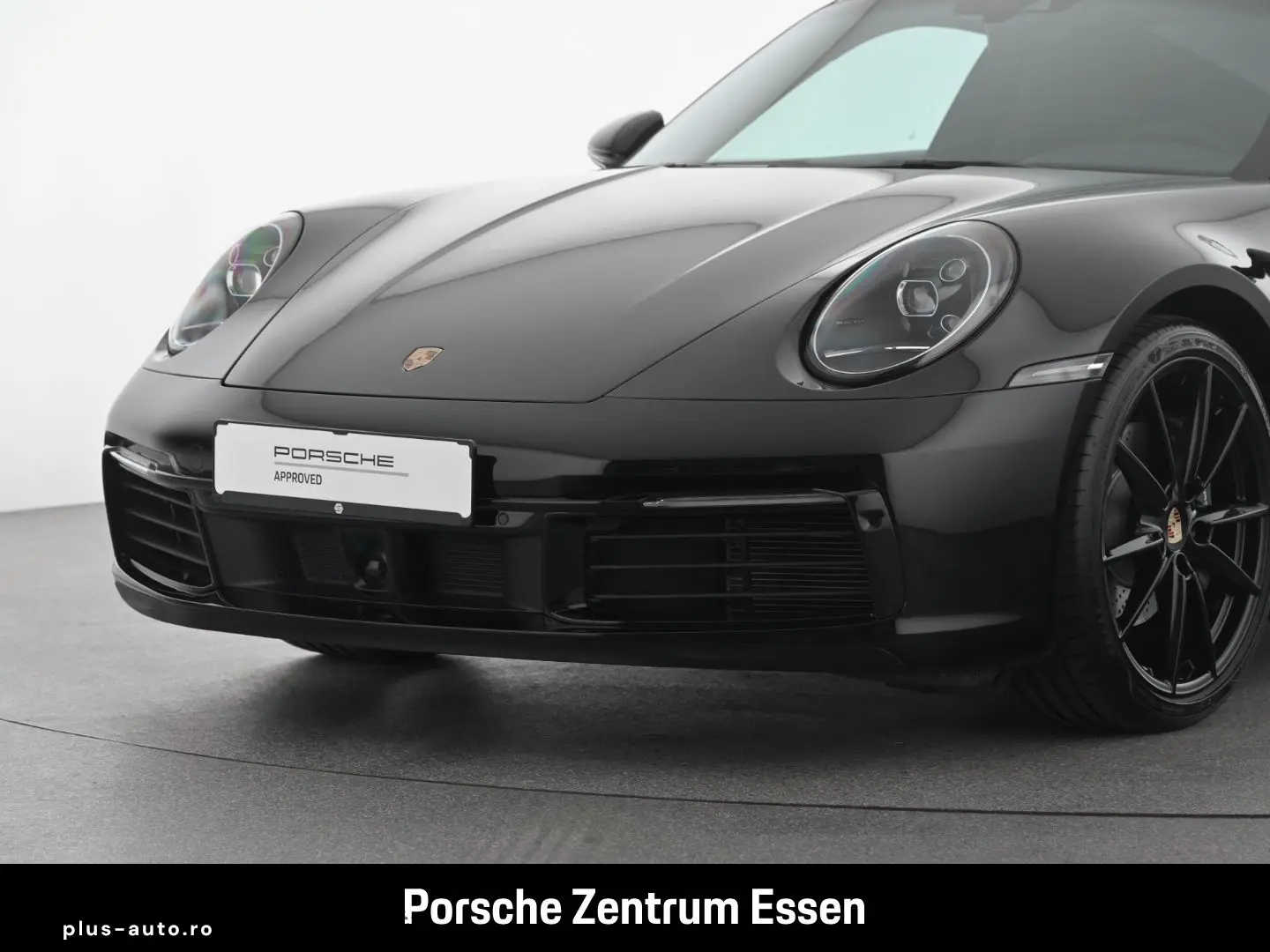 PORSCHE 992 Carrera 4   Sportabgasanlage Abstandsregelte