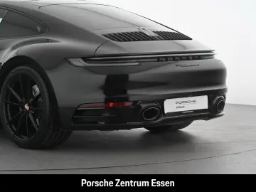 PORSCHE 992 Carrera 4   Sportabgasanlage Abstandsregelte