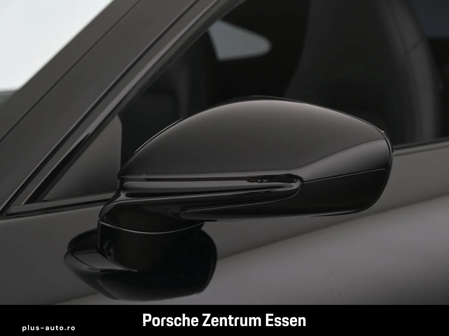 PORSCHE 992 Carrera 4   Sportabgasanlage Abstandsregelte