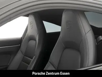 PORSCHE 992 Carrera 4   Sportabgasanlage Abstandsregelte