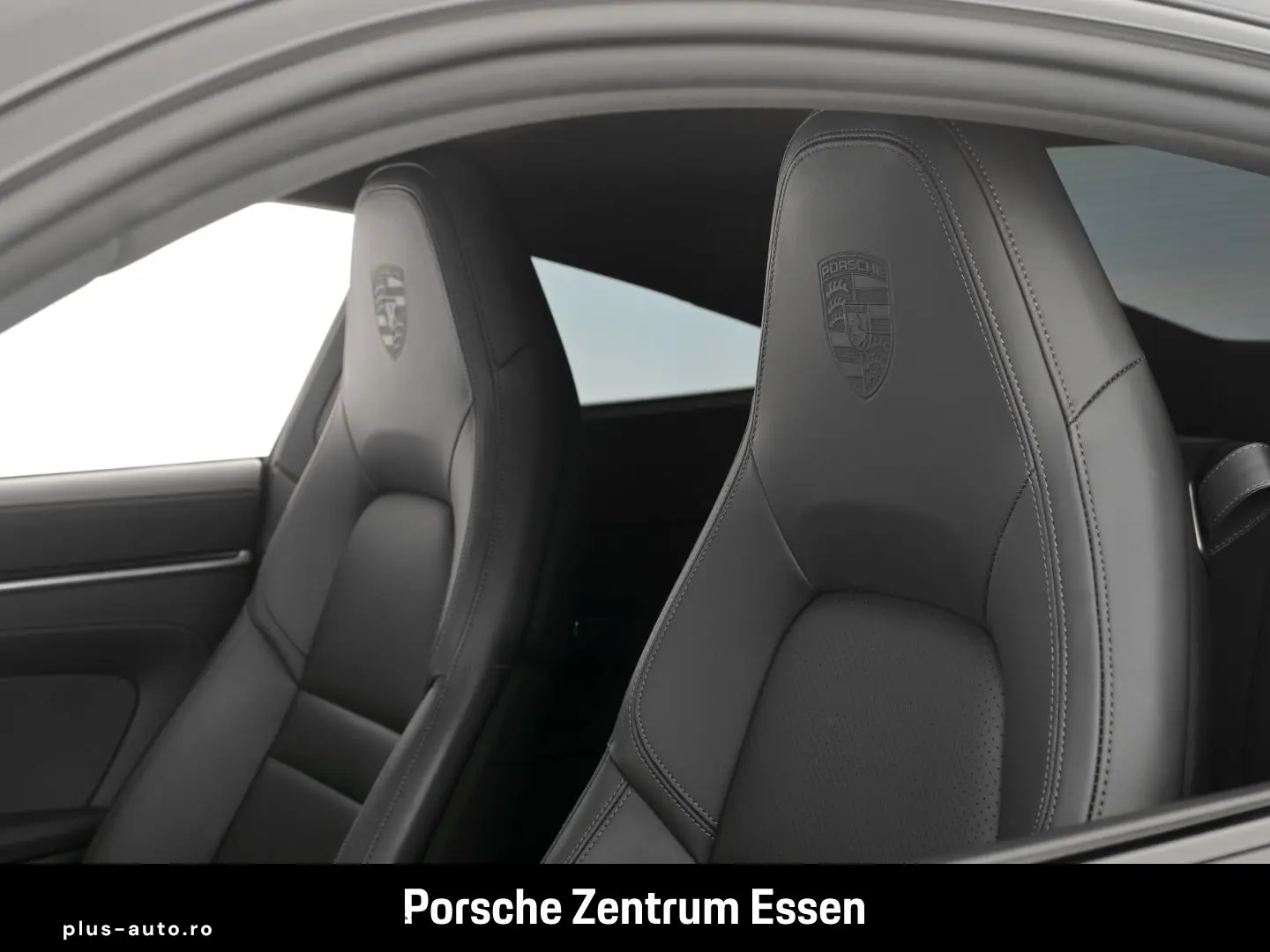 PORSCHE 992 Carrera 4   Sportabgasanlage Abstandsregelte