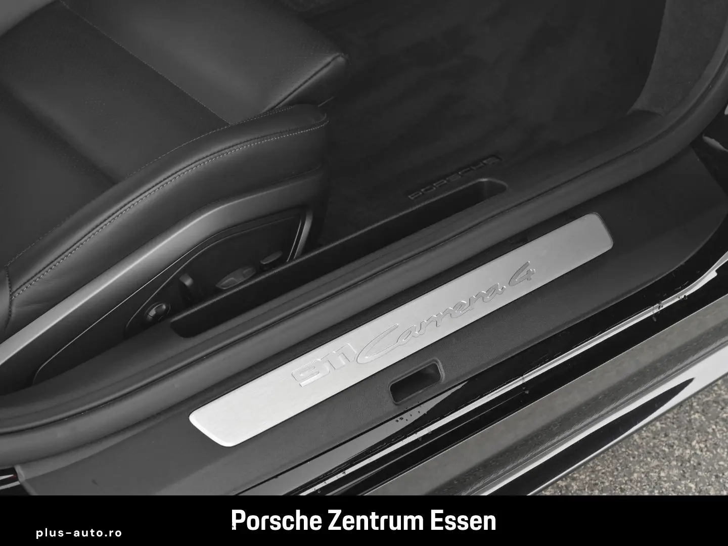 PORSCHE 992 Carrera 4   Sportabgasanlage Abstandsregelte