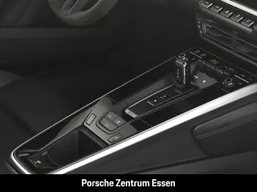 PORSCHE 992 Carrera 4   Sportabgasanlage Abstandsregelte