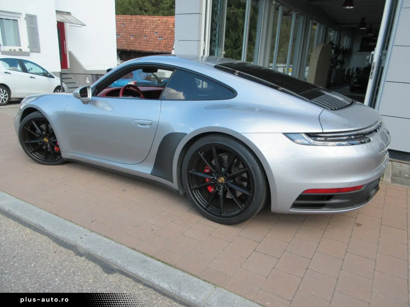 PORSCHE 992 Carrera 4S Coupé TOPAUSSTATTUNG