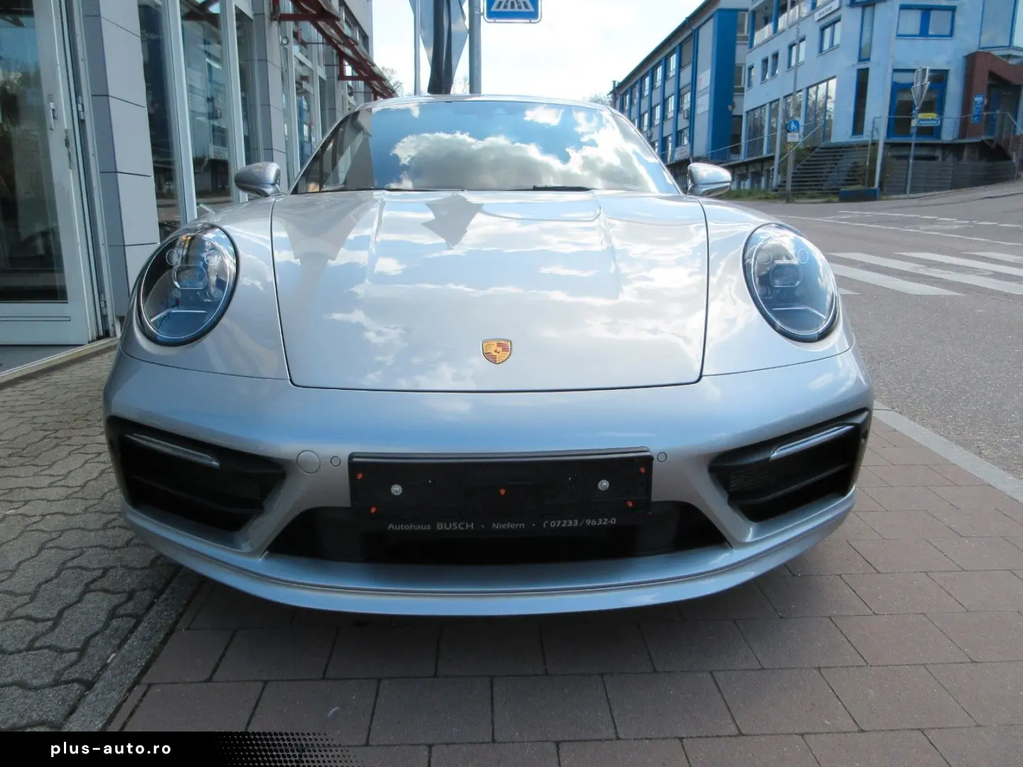 PORSCHE 992 Carrera 4S Coupé TOPAUSSTATTUNG