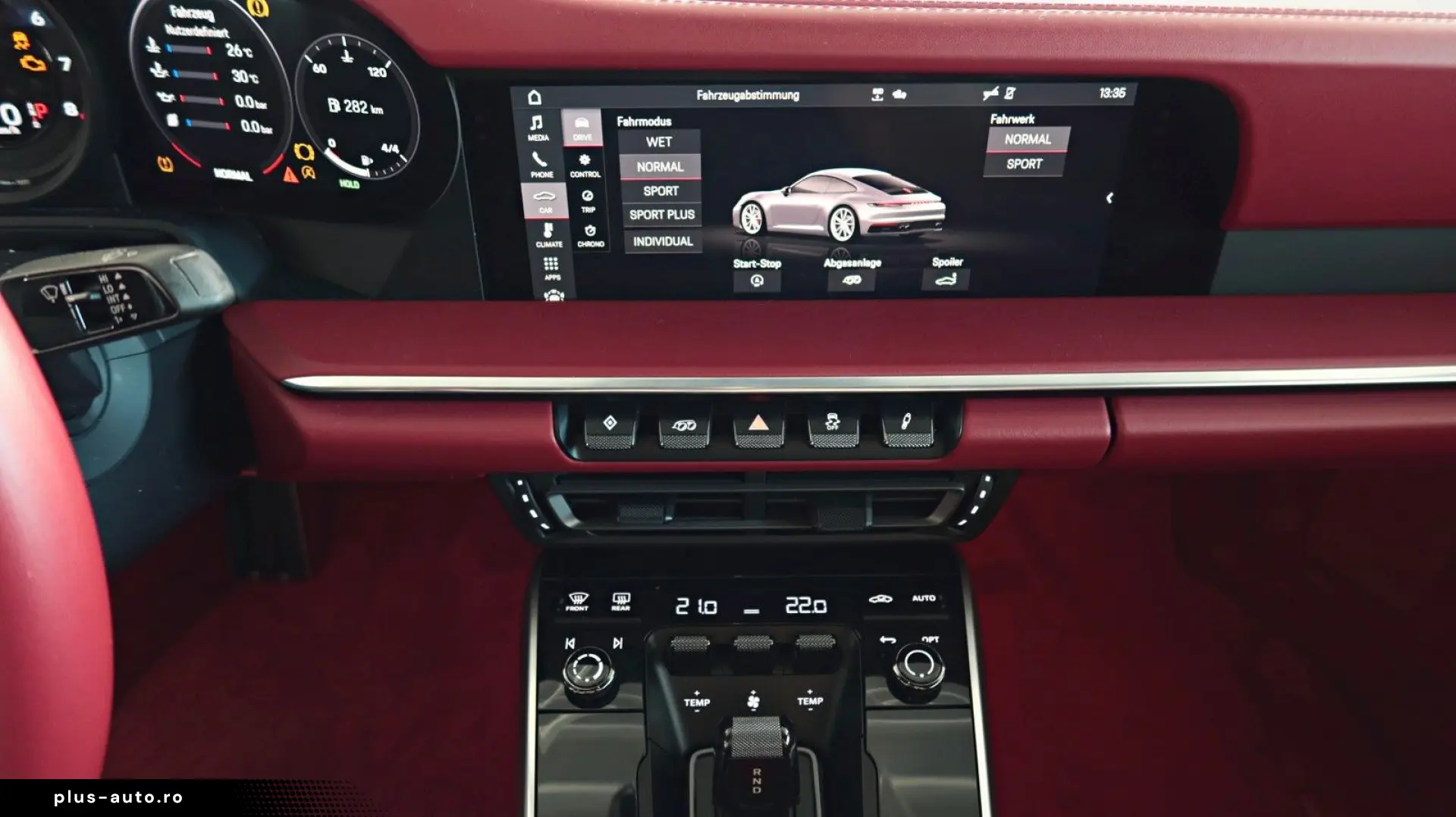 PORSCHE 992 Carrera 4S Coupé TOPAUSSTATTUNG