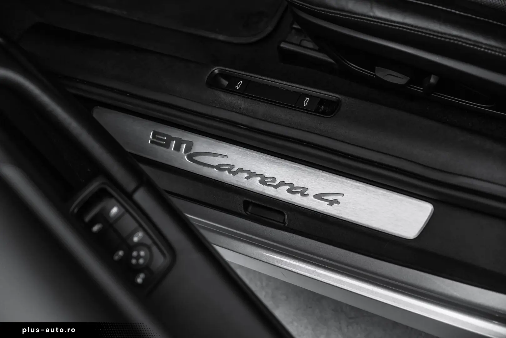 PORSCHE 911 Carrera 4 Sport Chrono PDLS
