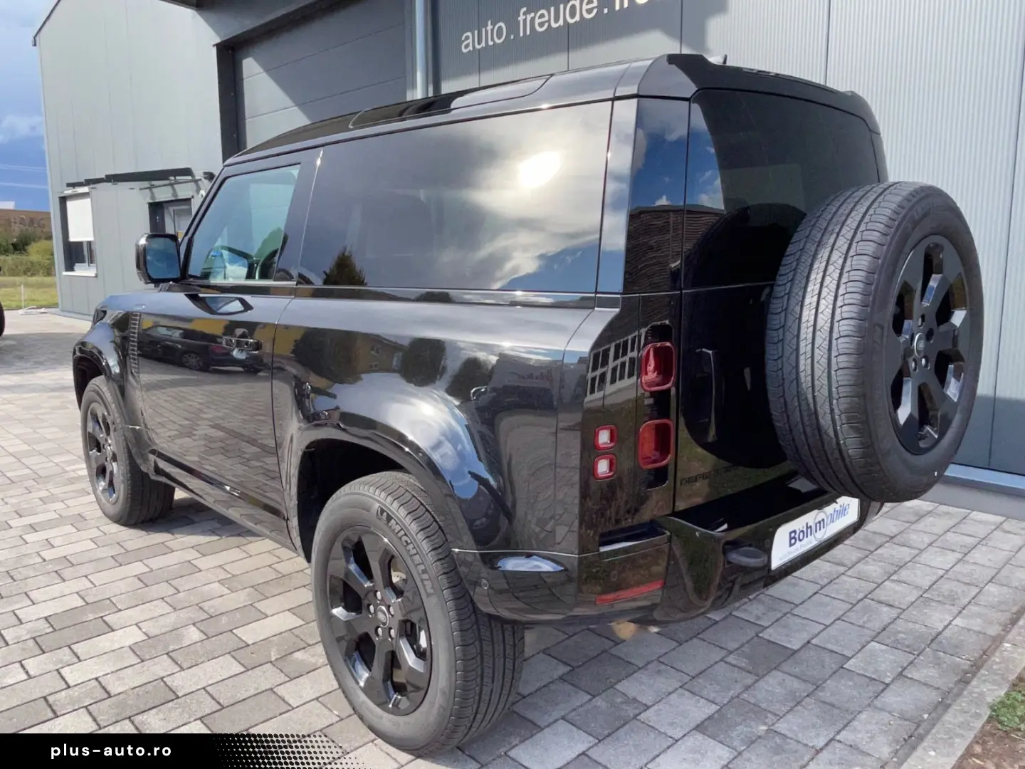 LAND ROVER Defender 90 D 250 X-Dynamic SE Pano Komfort  20