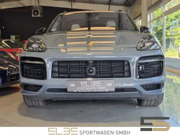 PORSCHE Cayenne GTS INNO BURMESTER 4RADLENKUNG HUD PANO