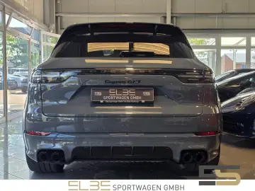 PORSCHE Cayenne GTS INNO BURMESTER 4RADLENKUNG HUD PANO