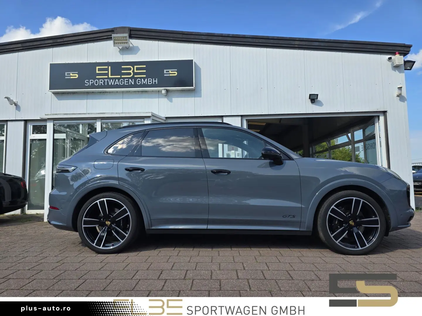 PORSCHE Cayenne GTS INNO BURMESTER 4RADLENKUNG HUD PANO