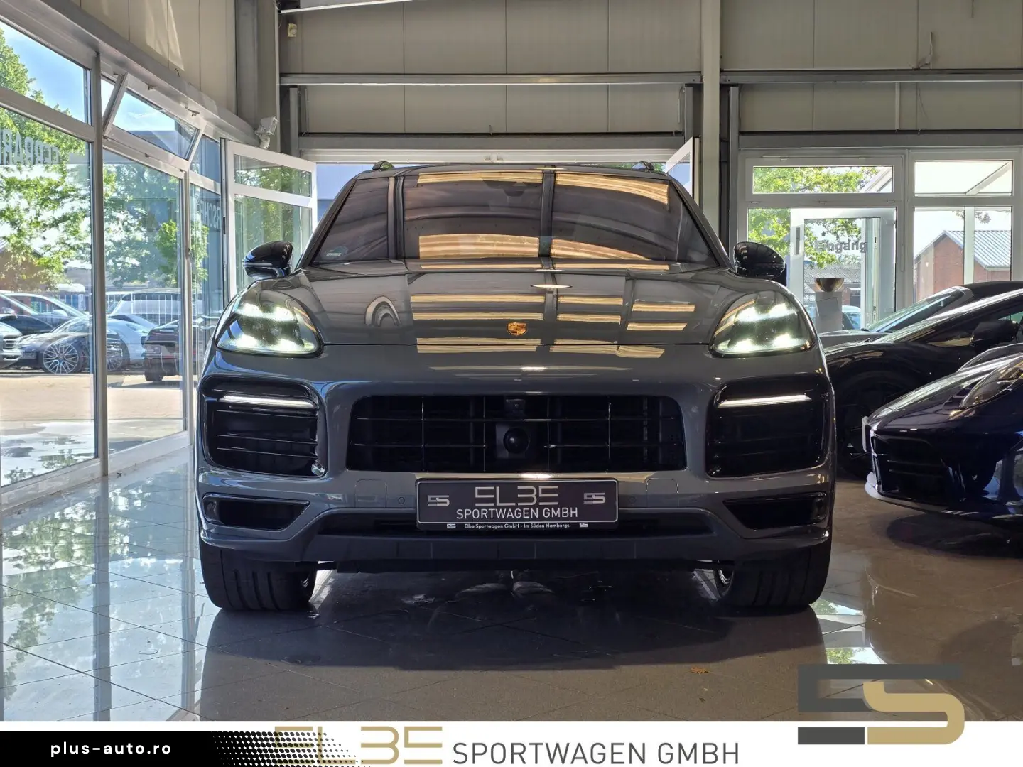 PORSCHE Cayenne GTS INNO BURMESTER 4RADLENKUNG HUD PANO