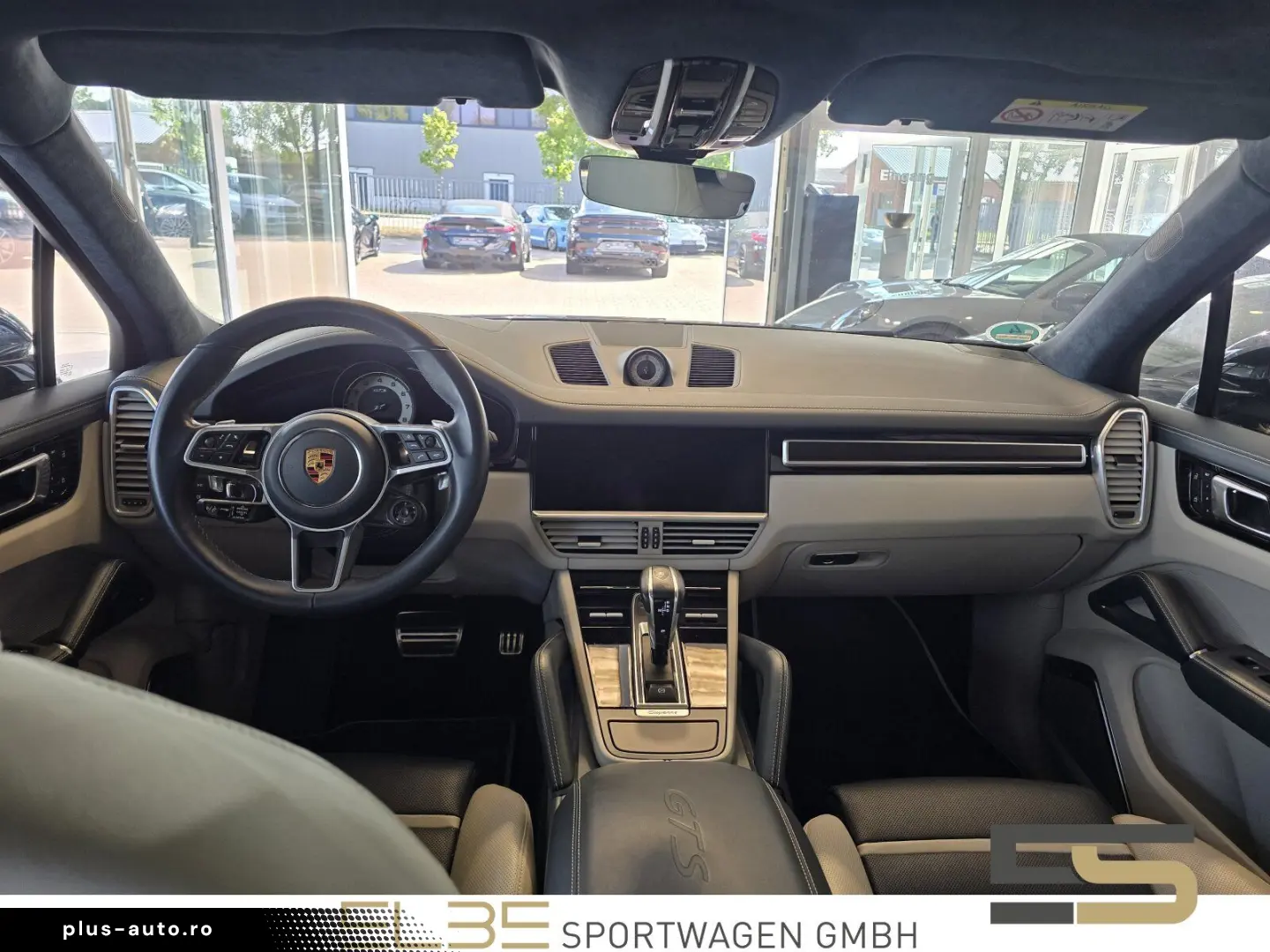 PORSCHE Cayenne GTS INNO BURMESTER 4RADLENKUNG HUD PANO