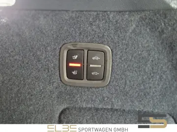 PORSCHE Cayenne GTS INNO BURMESTER 4RADLENKUNG HUD PANO