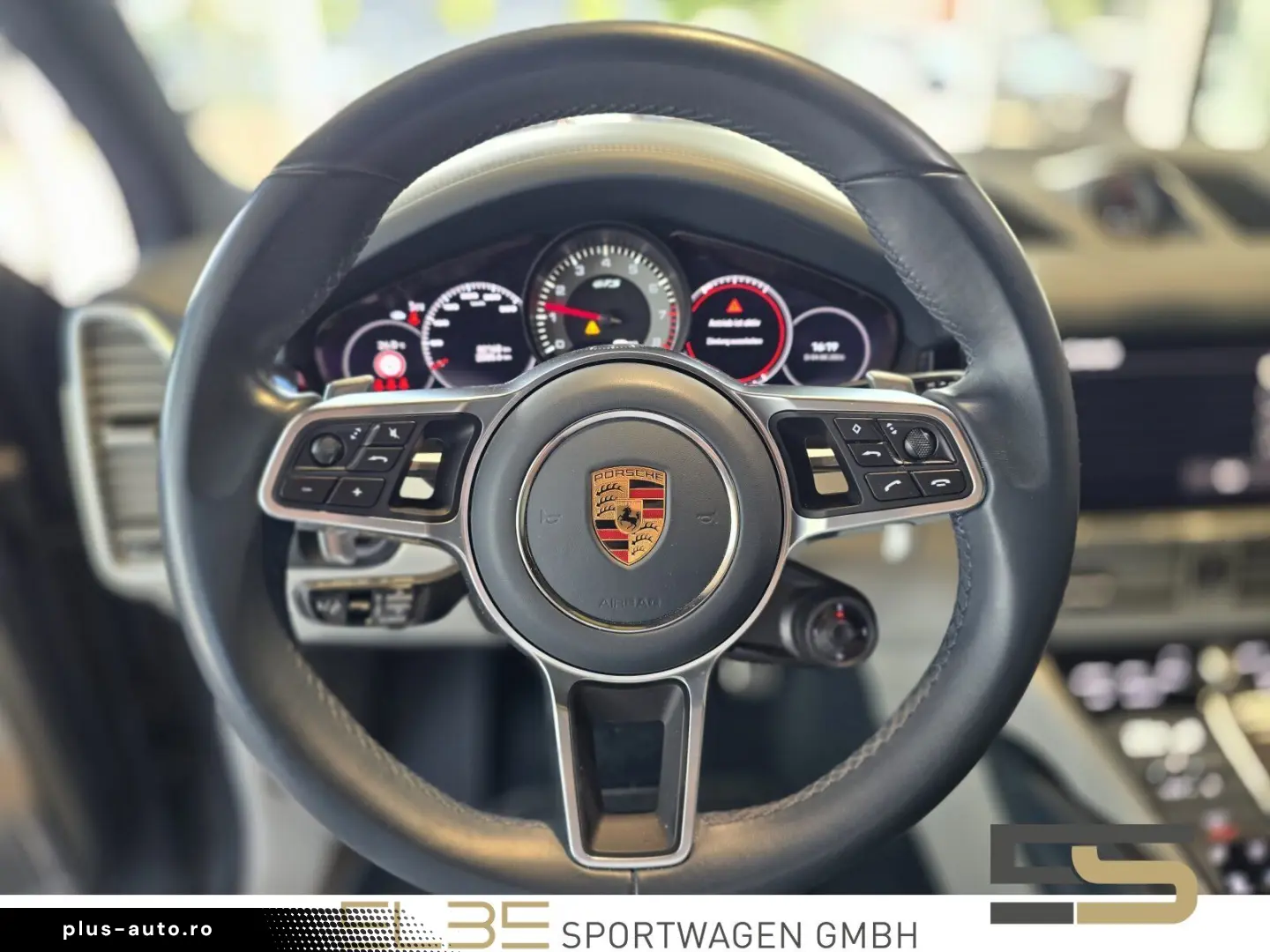 PORSCHE Cayenne GTS INNO BURMESTER 4RADLENKUNG HUD PANO