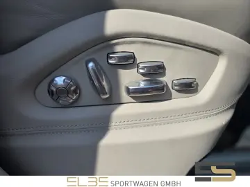 PORSCHE Cayenne GTS INNO BURMESTER 4RADLENKUNG HUD PANO