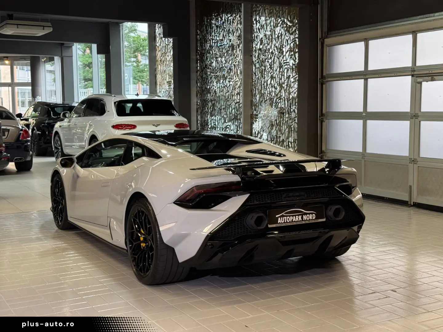 LAMBORGHINI Huracán Tecnica KERAMIK~LIFT~KAMERA~CARBON~