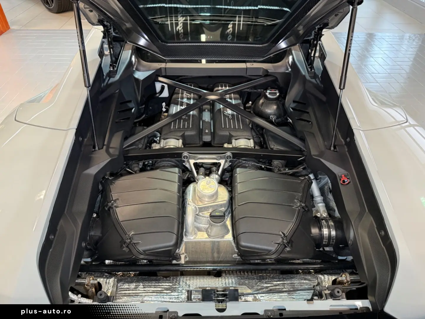 LAMBORGHINI Huracán Tecnica KERAMIK~LIFT~KAMERA~CARBON~
