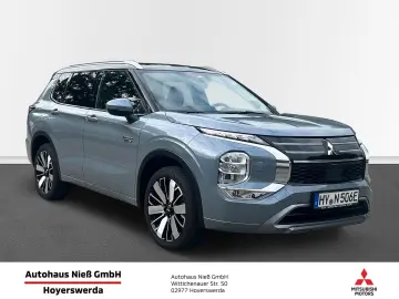MITSUBISHI Outlander 2.4 PHEV 4WD Top mit AHK