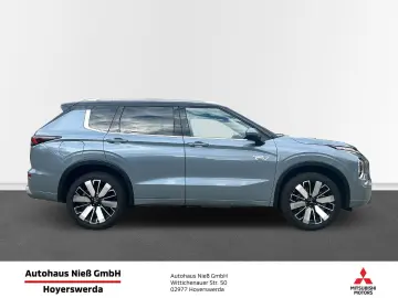 MITSUBISHI Outlander 2.4 PHEV 4WD Top mit AHK
