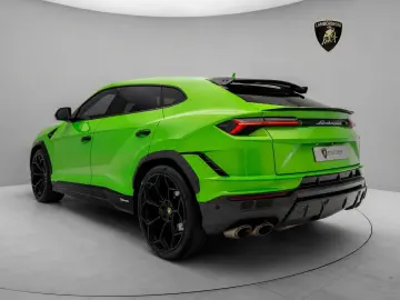 LAMBORGHINI Urus Performante I Lamborghini Hamburg