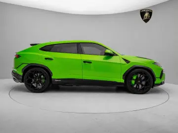 LAMBORGHINI Urus Performante I Lamborghini Hamburg