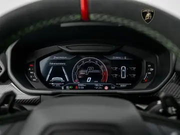 LAMBORGHINI Urus Performante I Lamborghini Hamburg