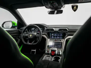 LAMBORGHINI Urus Performante I Lamborghini Hamburg