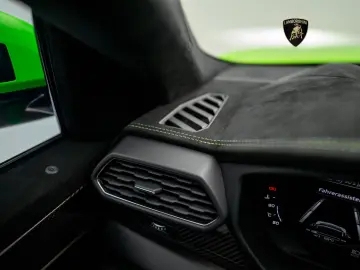LAMBORGHINI Urus Performante I Lamborghini Hamburg