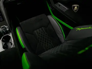 LAMBORGHINI Urus Performante I Lamborghini Hamburg