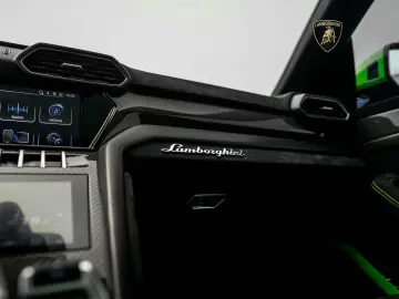 LAMBORGHINI Urus Performante I Lamborghini Hamburg