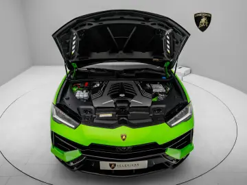 LAMBORGHINI Urus Performante I Lamborghini Hamburg