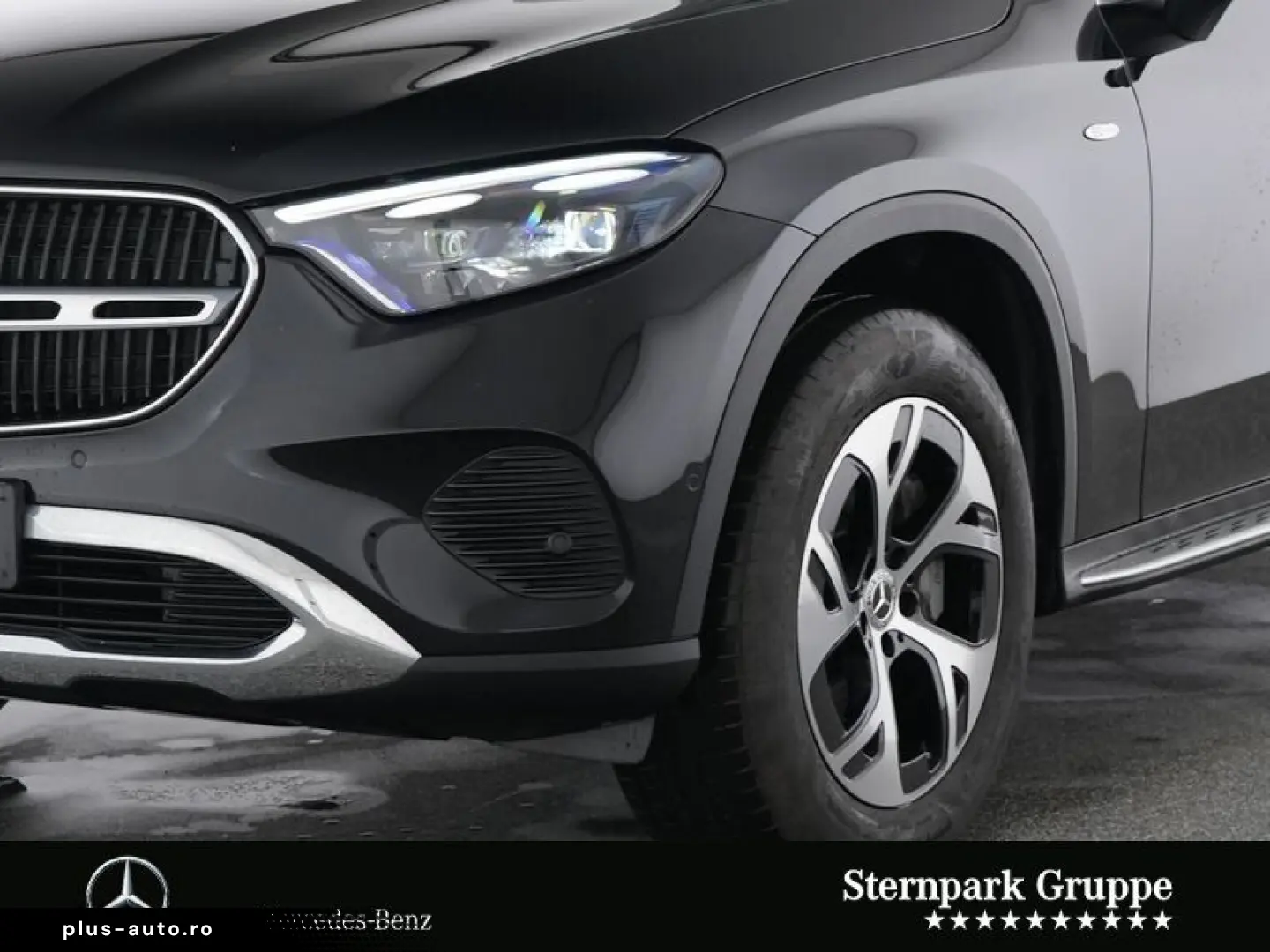 MERCEDES-BENZ GLC 300 de 4M  AHK Pano 360  HeadUp Burmester