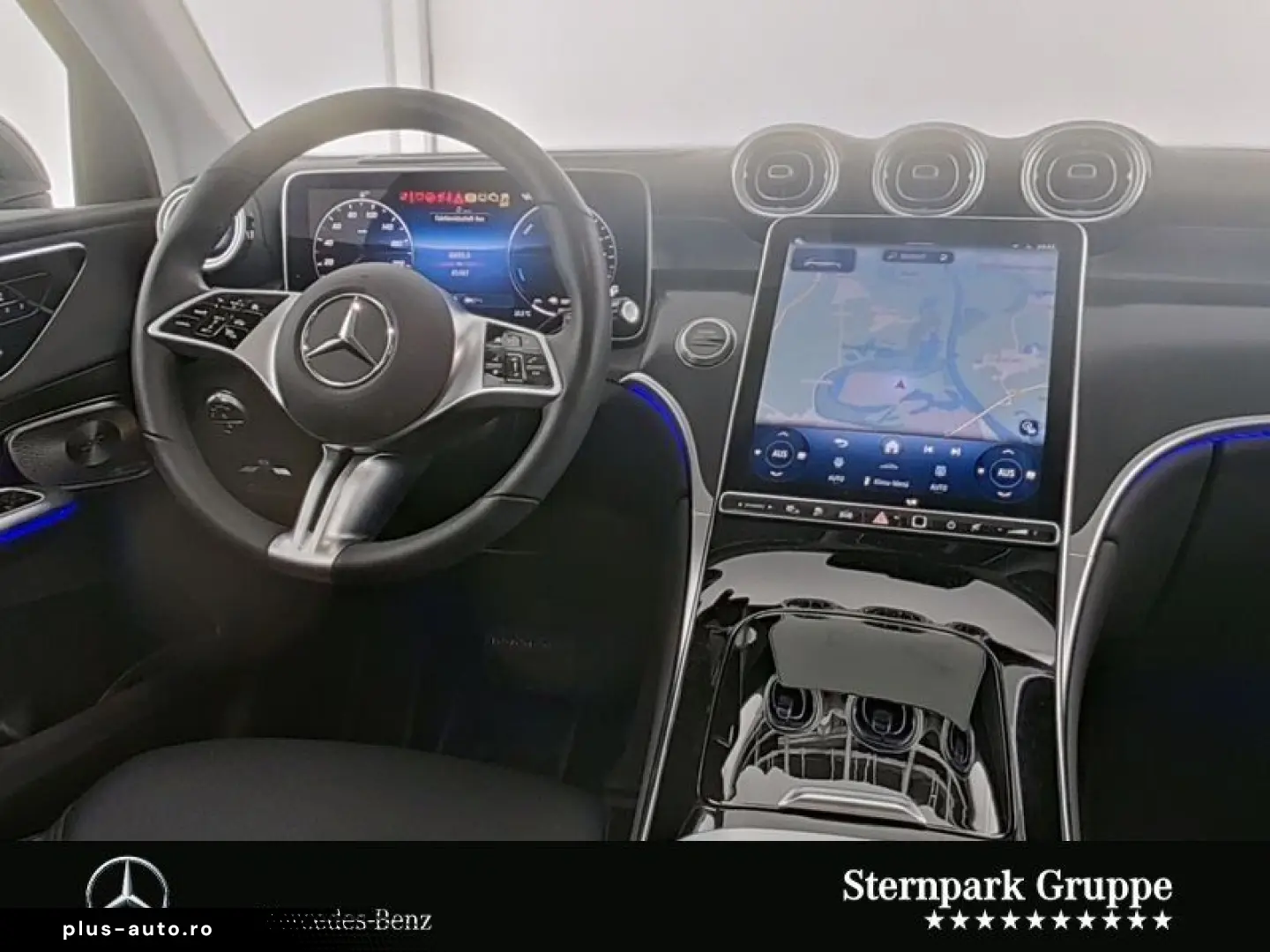 MERCEDES-BENZ GLC 300 de 4M  AHK Pano 360  HeadUp Burmester