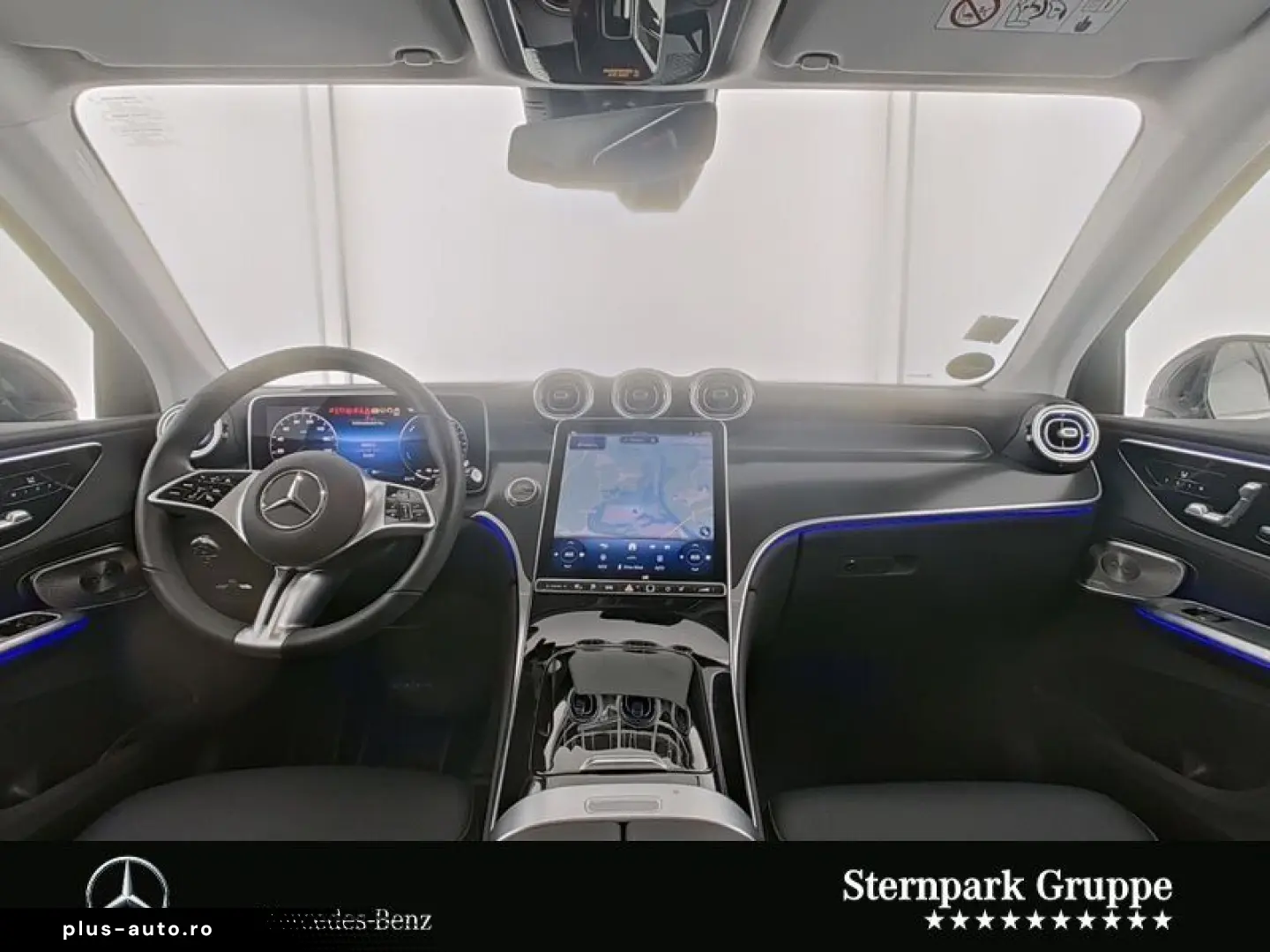 MERCEDES-BENZ GLC 300 de 4M  AHK Pano 360  HeadUp Burmester