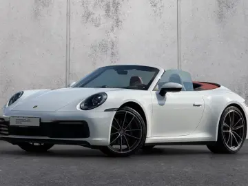 Porsche 992 911 Carrera Cabriolet Sportabgas