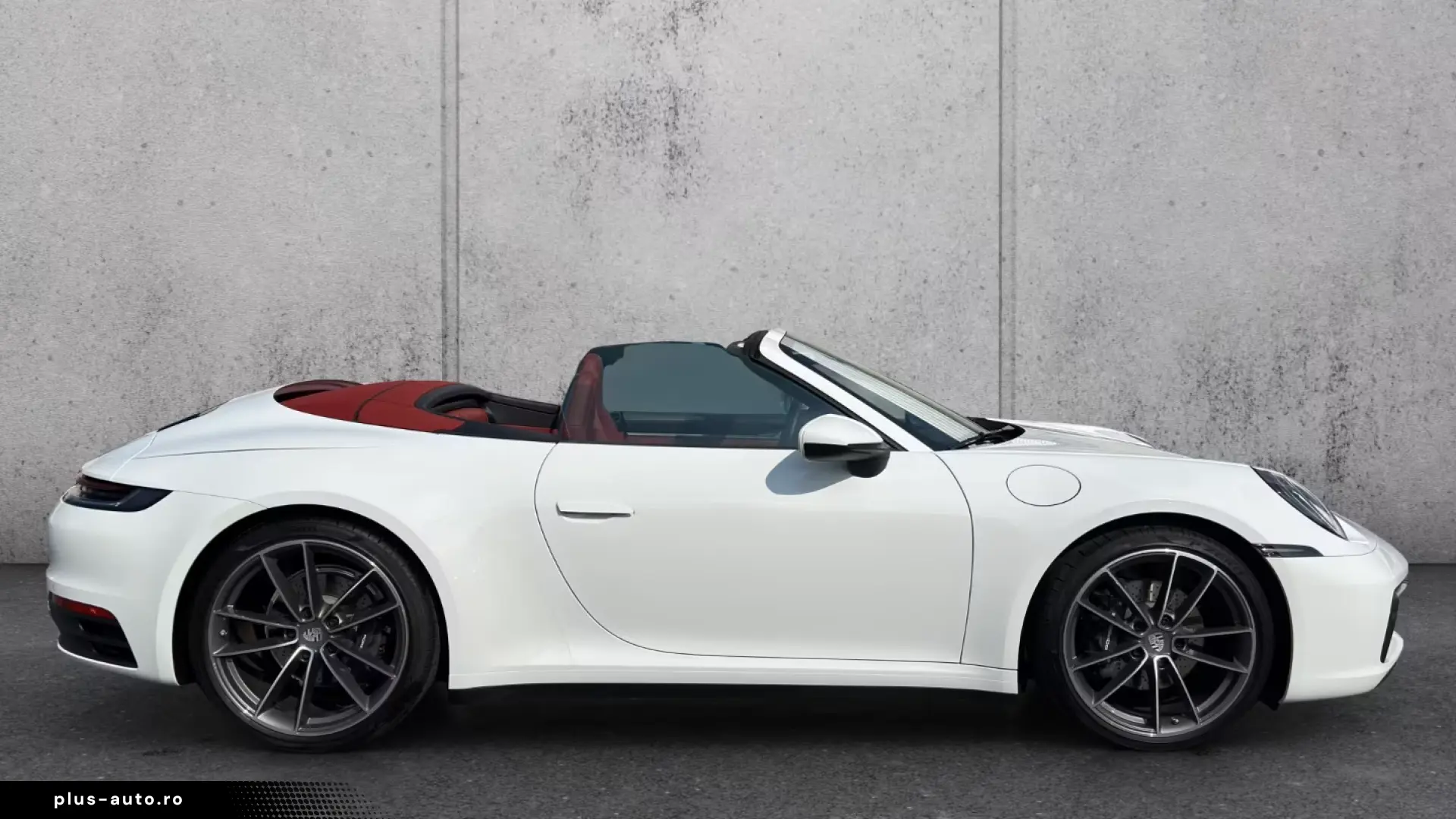 Porsche 992 911 Carrera Cabriolet Sportabgas