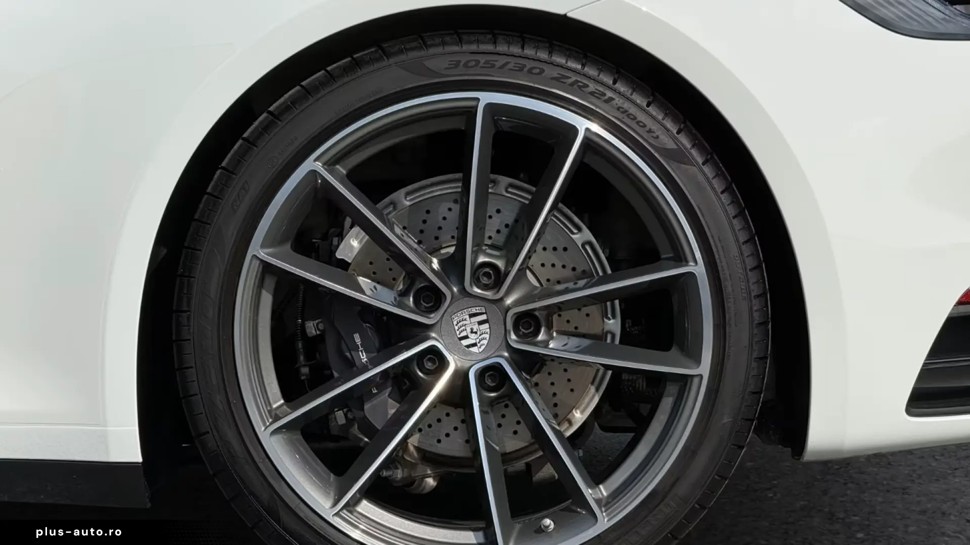 Porsche 992 911 Carrera Cabriolet Sportabgas