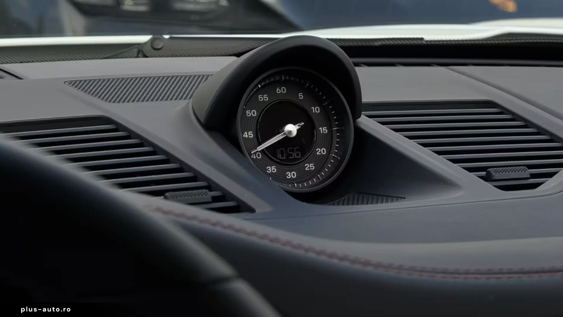 Porsche 992 911 Carrera Cabriolet Sportabgas
