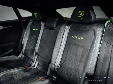 LAMBORGHINI Urus Performante   Viola Pasifae   Akrapovic