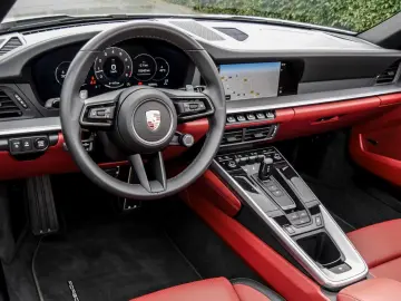 PORSCHE 992 Carrera Cabriolet 21-Zoll HD-Matrix-LED BOSE