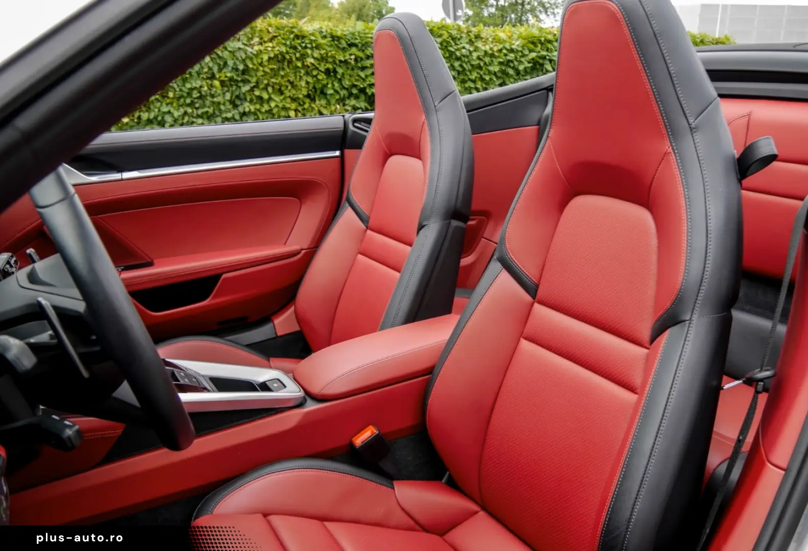 PORSCHE 992 Carrera Cabriolet 21-Zoll HD-Matrix-LED BOSE