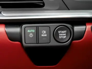 PORSCHE 992 Carrera Cabriolet 21-Zoll HD-Matrix-LED BOSE