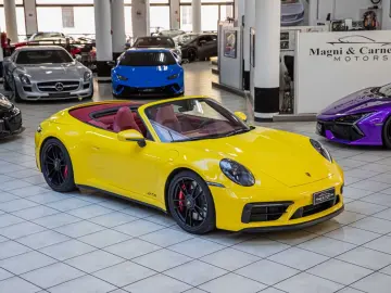 PORSCHE 992 Carrera 4 GTS Cabriolet PASM MATRIX LED