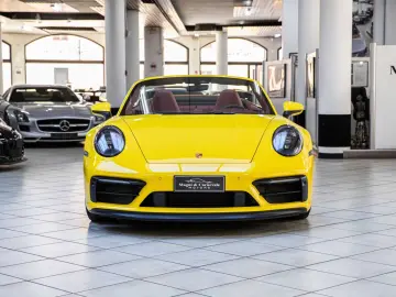 PORSCHE 992 Carrera 4 GTS Cabriolet PASM MATRIX LED