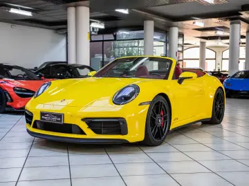 PORSCHE 992 Carrera 4 GTS Cabriolet PASM MATRIX LED