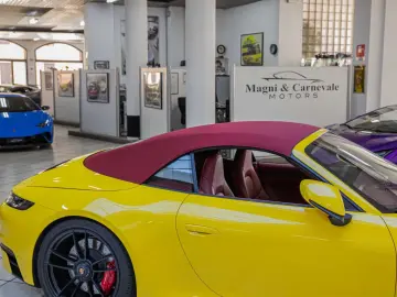 PORSCHE 992 Carrera 4 GTS Cabriolet PASM MATRIX LED