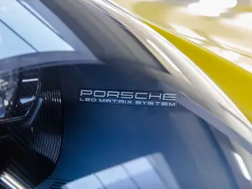 PORSCHE 992 Carrera 4 GTS Cabriolet PASM MATRIX LED