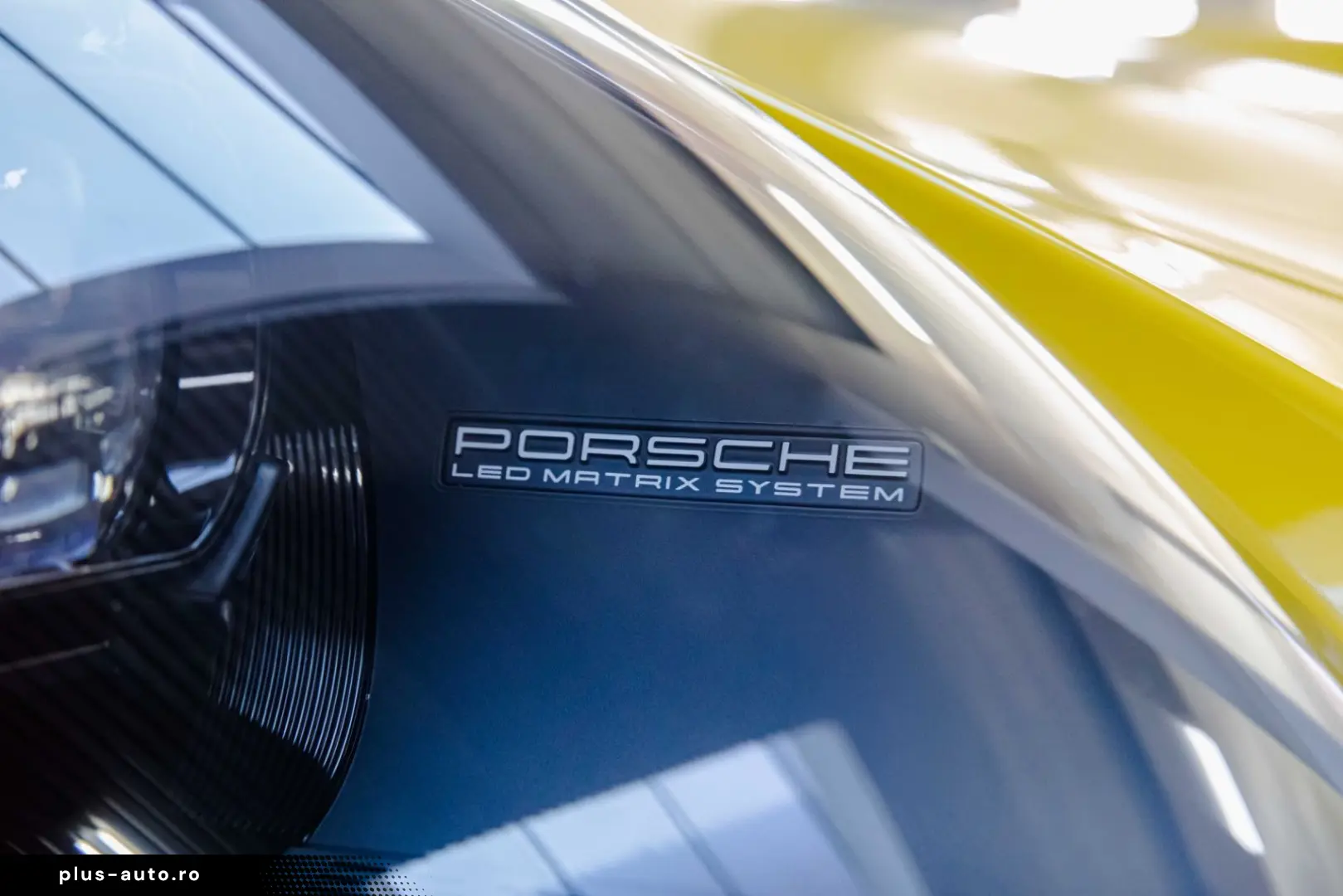 PORSCHE 992 Carrera 4 GTS Cabriolet PASM MATRIX LED