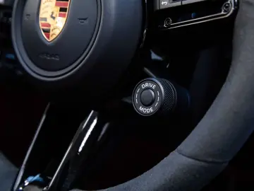 PORSCHE 992 Carrera 4 GTS Cabriolet PASM MATRIX LED